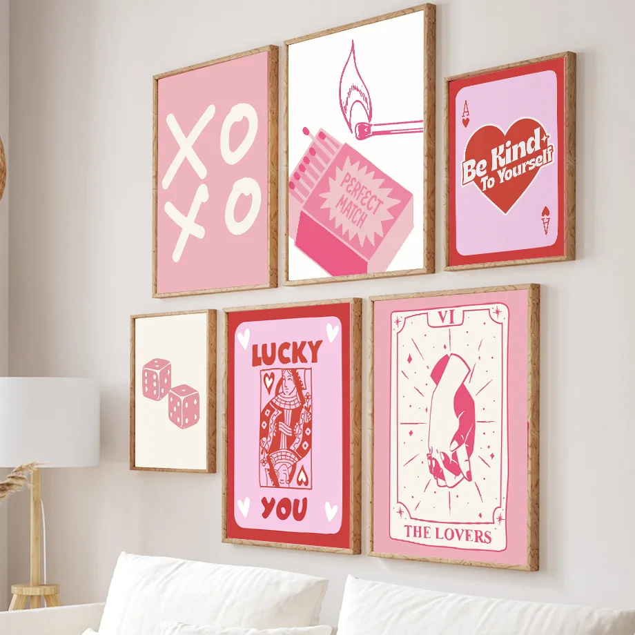 Home Decor Y2K - Pembe Şanslı Poker Kraliçesi Kalp Zarı